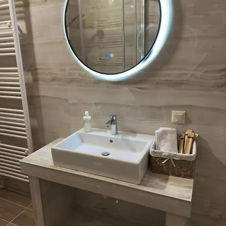 Luxury View House * Kastoria